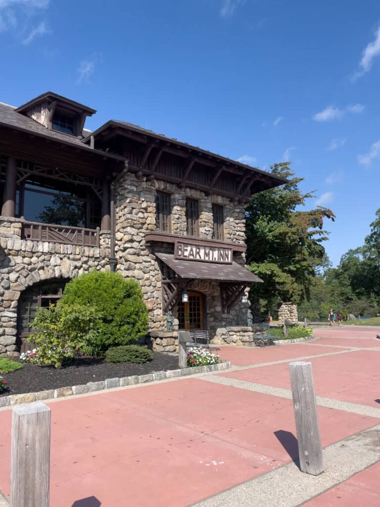 bear mountain inn upstate new york